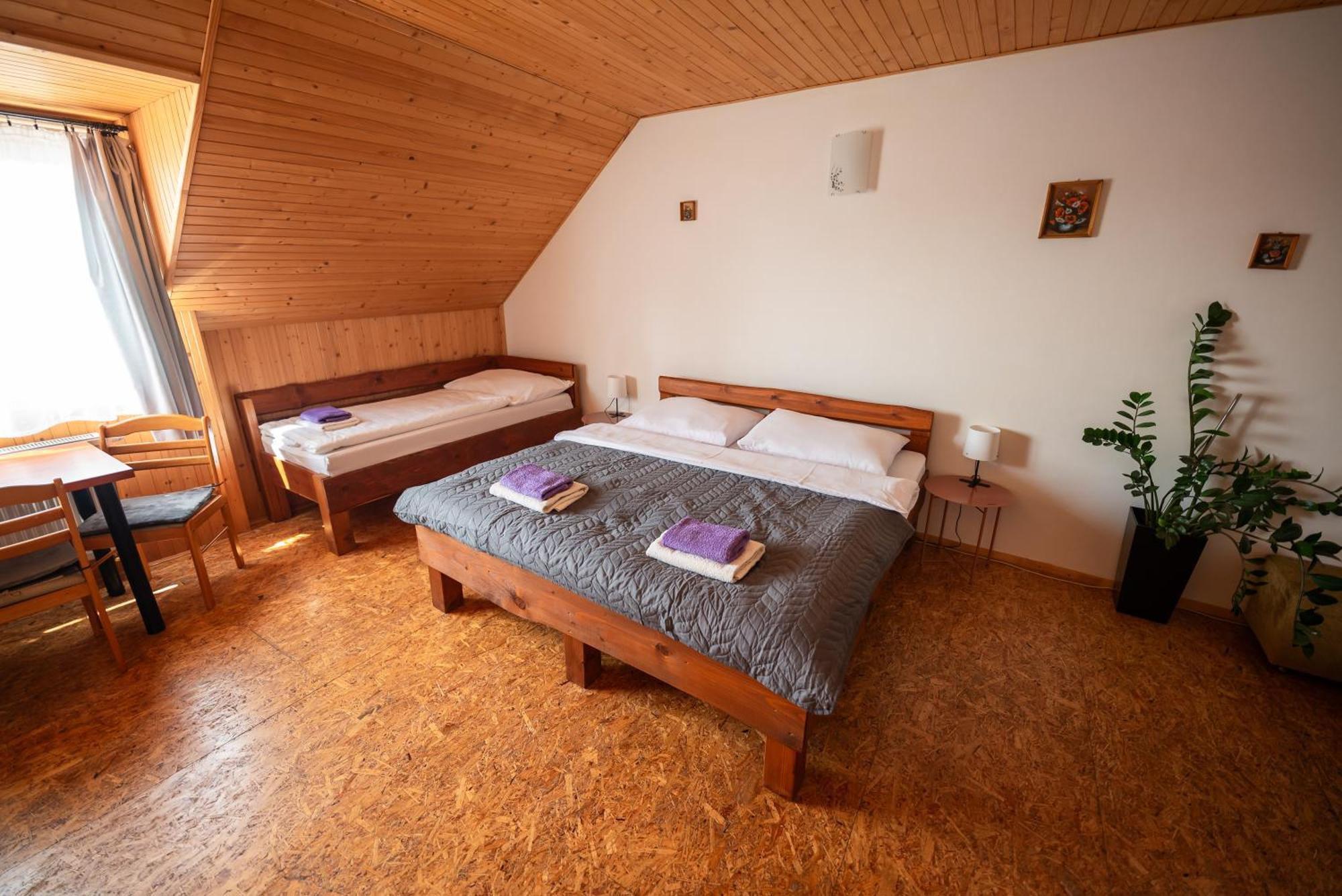 Penzion Ruzbasky Stara Lesna Bagian luar foto
